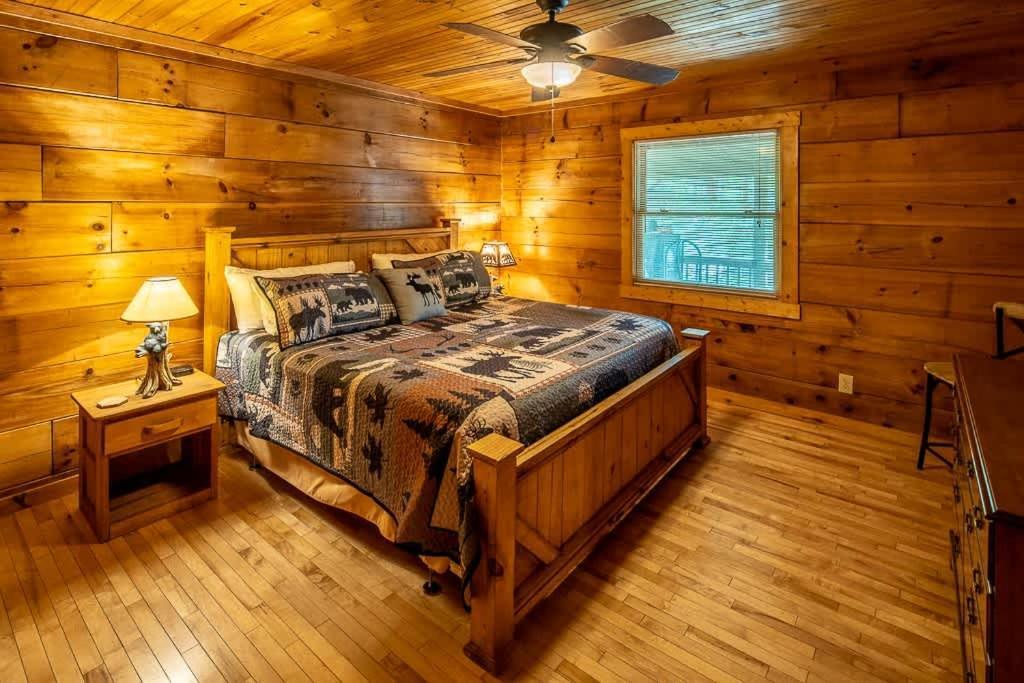 Cozy 'grey Fox' Between Boone & * Blowing Rock